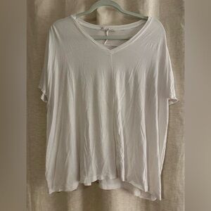 Molly Green White Top Women’s